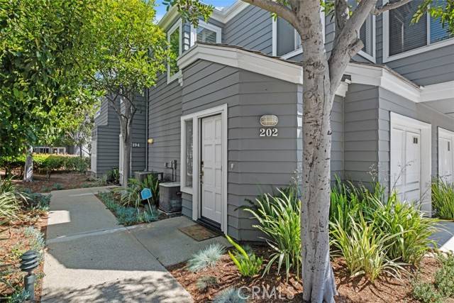 Newport Beach, CA 92660,202 Hartford Drive #117