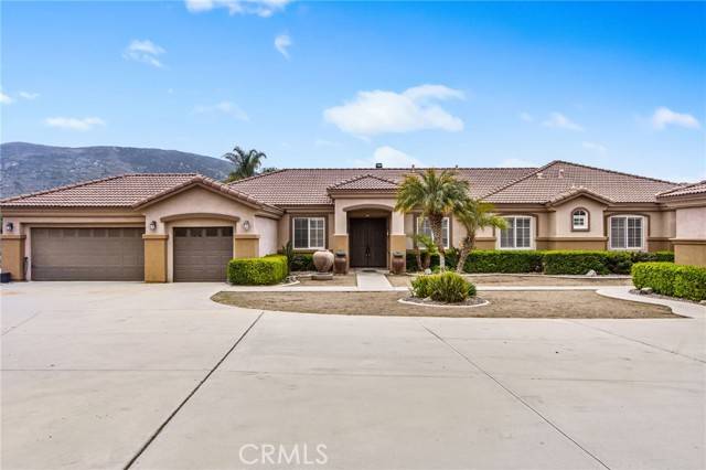 Perris, CA 92570,23894 Trail Duster Court
