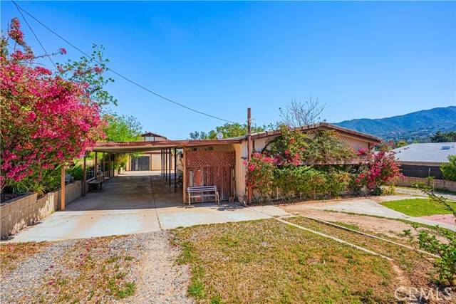 Lake Elsinore, CA 92530,32658 Rome Hill Road