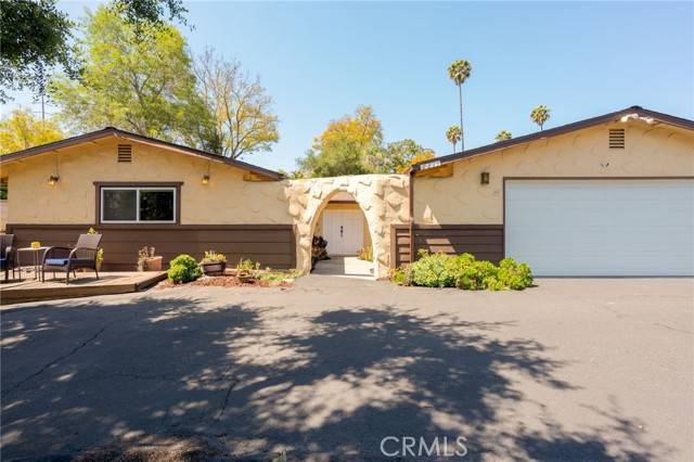 Escondido, CA 92025,2211 Sunset Drive
