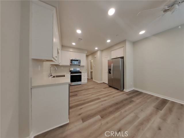 Wildomar, CA 92595,24690 Ahora Court