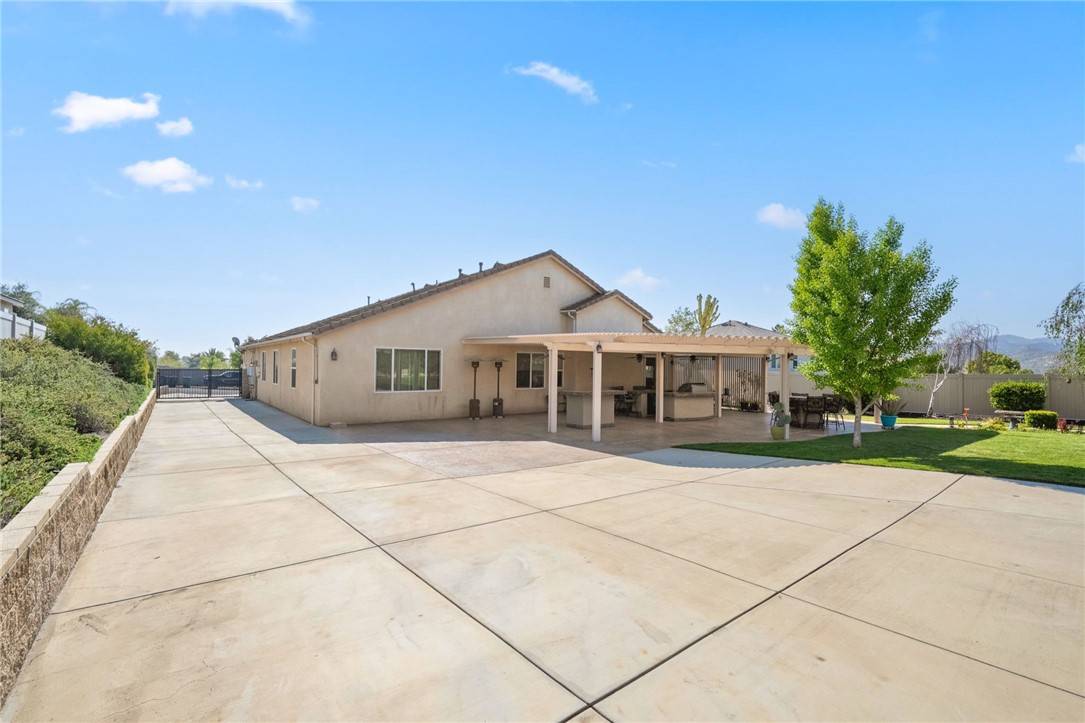 Perris, CA 92570,19119 Elkhorn Road