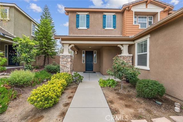 Lake Elsinore, CA 92530,29221 Crescent Ridge Drive