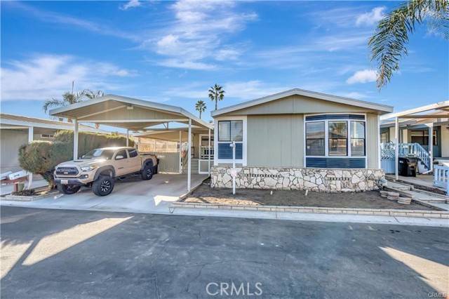 Corona, CA 92883,21650 Temescal Canyon #18