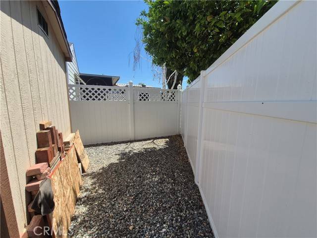Hemet, CA 92545,1295 S Cawston