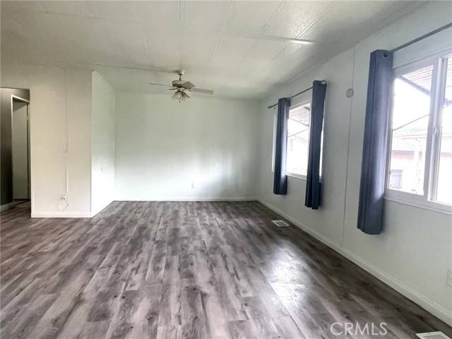 Wildomar, CA 92595,21479 Vine Street