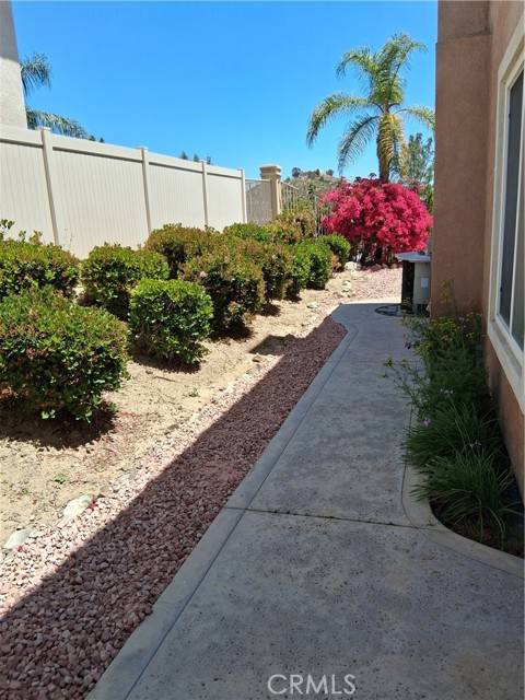 Lake Elsinore, CA 92532,33 Corte Rivera