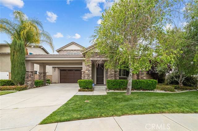 Temecula, CA 92592,46236 Shade Tree Court