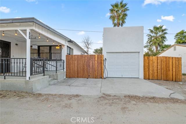 Lake Elsinore, CA 92530,16088 Grand Avenue