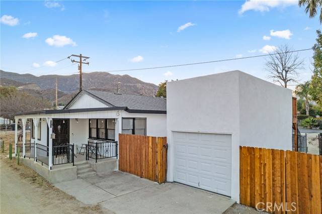Lake Elsinore, CA 92530,16088 Grand Avenue