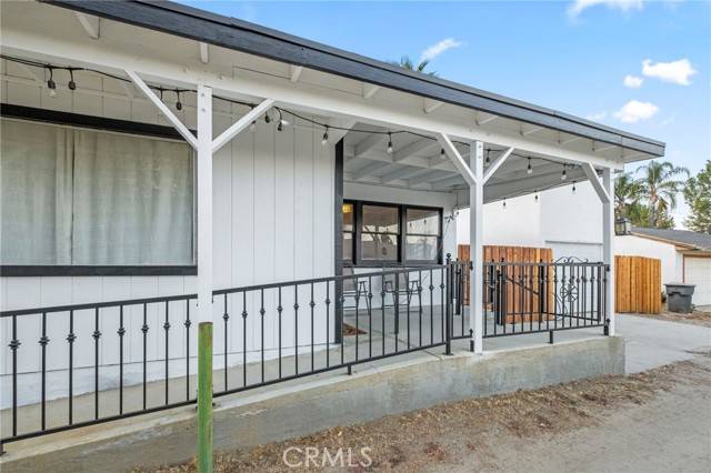 Lake Elsinore, CA 92530,16088 Grand Avenue