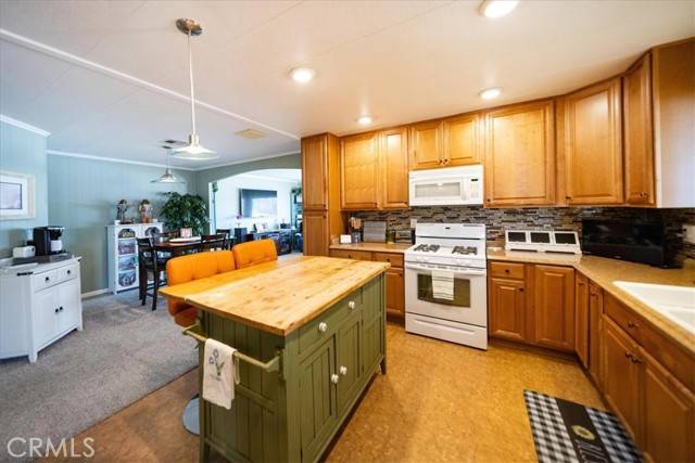 Thousand Palms, CA 92276,73190 Broadmoor Drive
