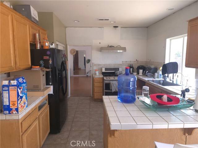 San Jacinto, CA 92583,242 Spinnaker Street