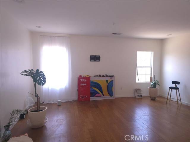 San Jacinto, CA 92583,242 Spinnaker Street