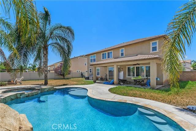 Murrieta, CA 92563,37066 Whispering Hills Drive