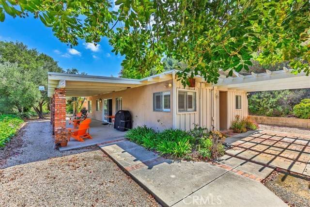 Fallbrook, CA 92028,40057 S Shore Road