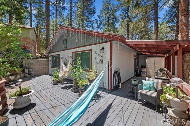 Idyllwild, CA 92549,23075 Oak Leaf Lane