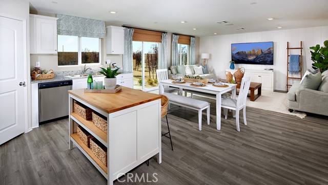 Adelanto, CA 92301,14985 Coppola Street