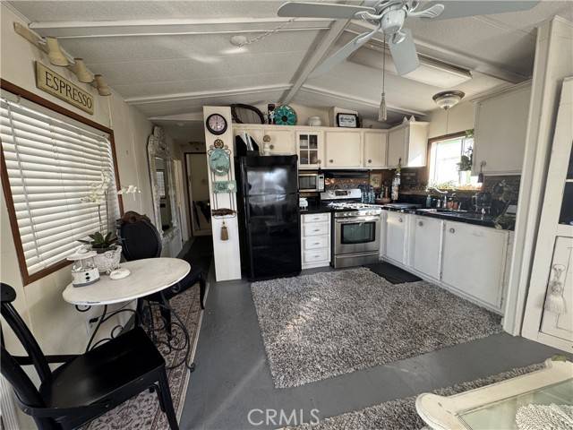 Oceanside, CA 92054,900 Cleveland #67