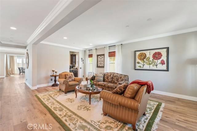 Murrieta, CA 92563,30475 Mahogany Street