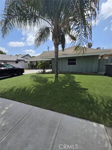Santa Ana, CA 92706,2113 N Lewis Street