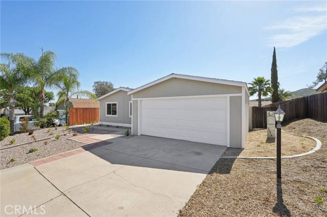 Wildomar, CA 92595,33418 Furrow Court