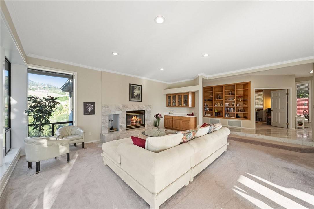 Fallbrook, CA 92028,1357 Sunny Heights Road