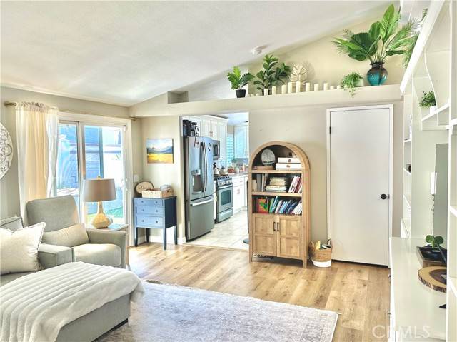Redlands, CA 92374,140 W Pioneer Avenue #52