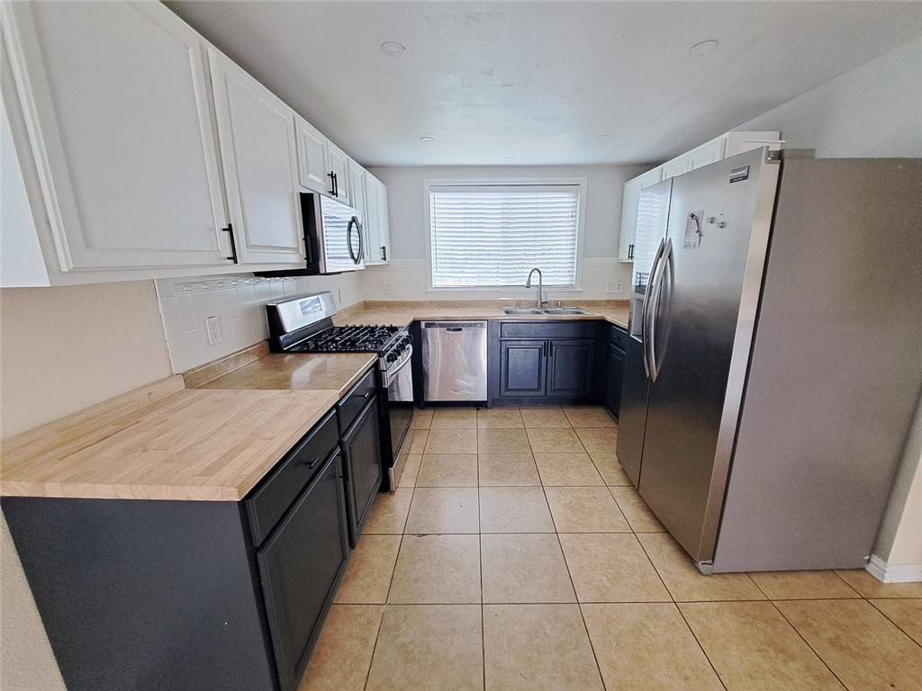 San Marcos, CA 92078,3819 La Campana Court