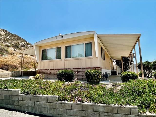 Hemet, CA 92343,1536 S state st #91