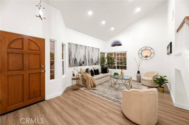 San Diego, CA 92129,12573 Brickellia Street