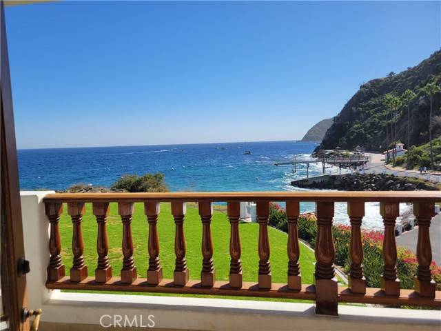 Avalon, CA 90704,68 Playa Azul