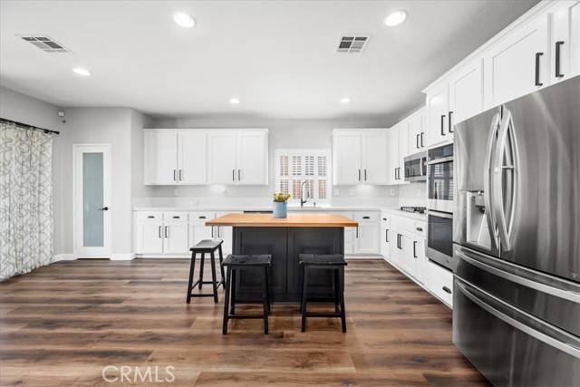 Murrieta, CA 92563,29185 Wrangler Drive