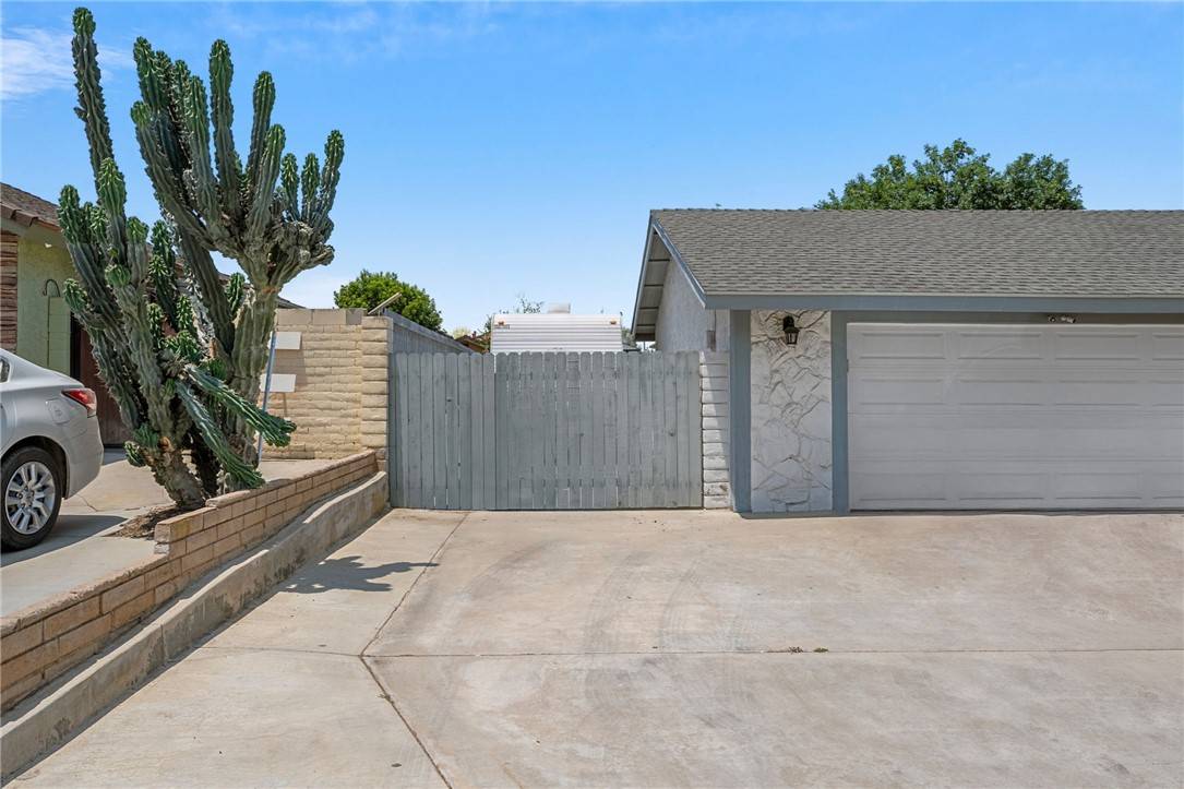 Riverside, CA 92503,2712 Boundary Lane
