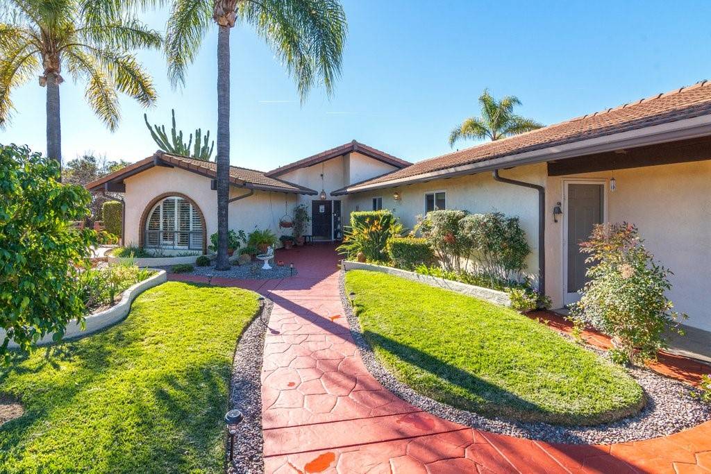 Fallbrook, CA 92028,3322 Canonita Drive