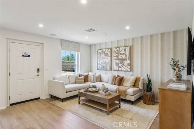 Fontana, CA 92336,6392 Sierra Vista Lane #2