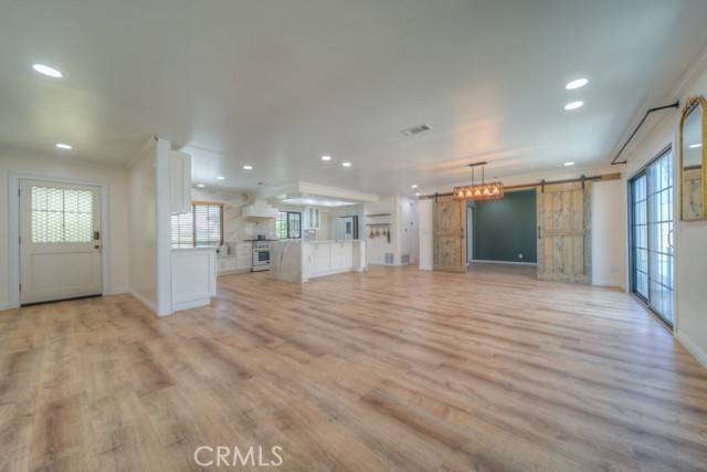 Corona, CA 92878,1043 Meadowview Court