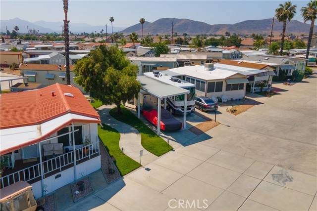 Hemet, CA 92545,1295 S Cawston