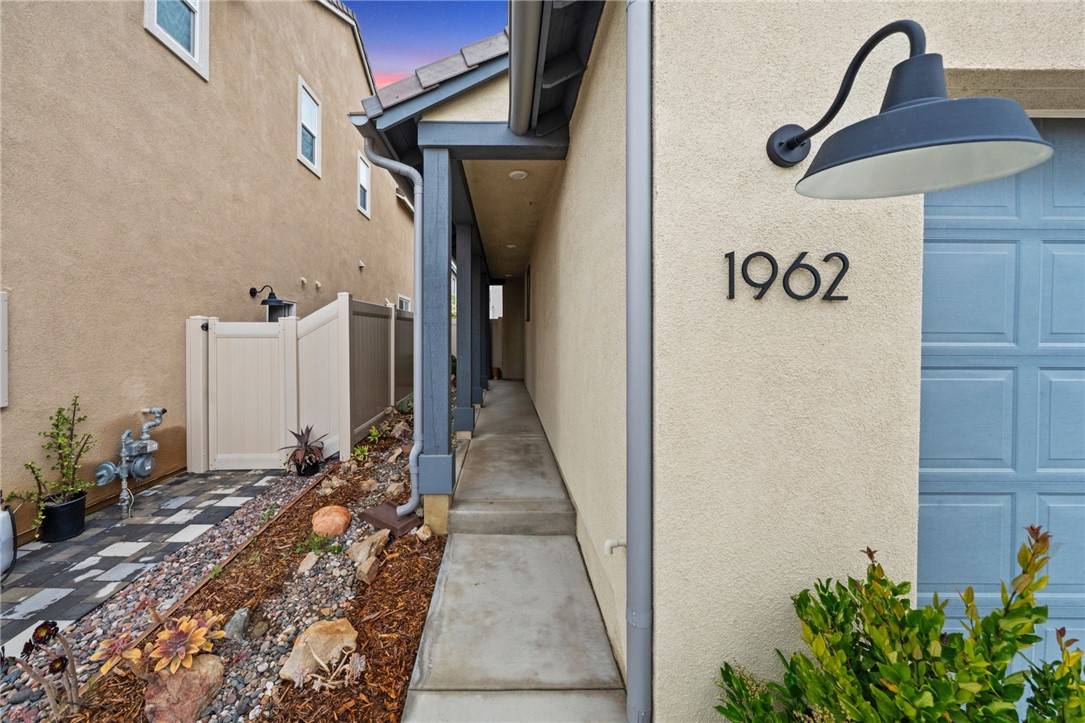 Escondido, CA 92026,1962 Julie Dawn Place