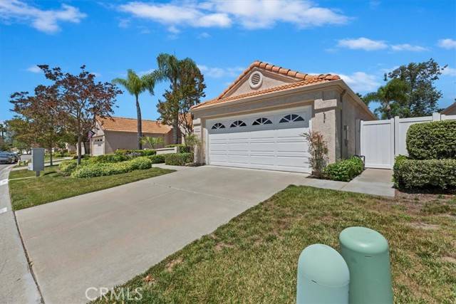 Murrieta, CA 92562,40209 Corte Peralta