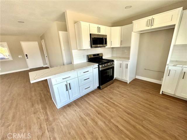 29 Palms, CA 92277,6698 Mesquite Drive