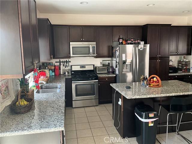 Hemet, CA 92545,5525 Swingstone Drive