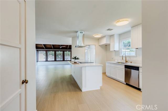 Riverside, CA 92506,6792 Rainier Court