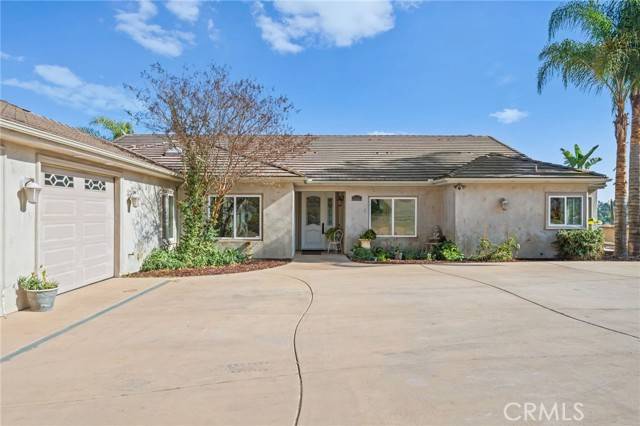 Fallbrook, CA 92028,2240 Aqua Hill Road