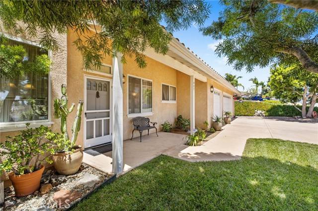 Fallbrook, CA 92028,447 Ali Way
