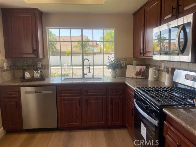 Menifee, CA 92584,28652 Bridge Water Lane