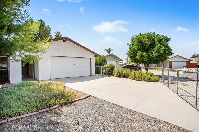 Hemet, CA 92543,719 Lorraine Lane