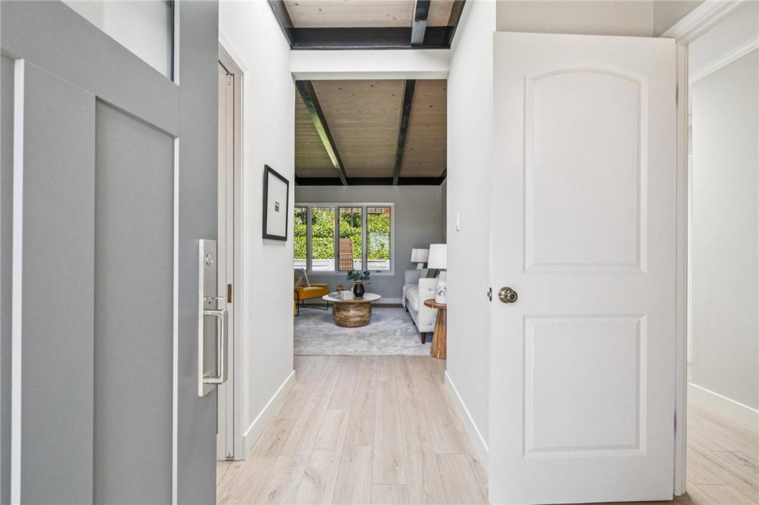 Millbrae, CA 94030,820 Robin Lane