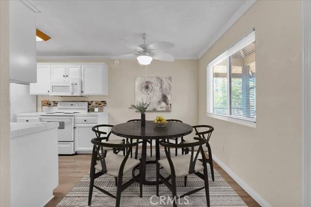 Escondido, CA 92027,2041 E Grand Ave #24
