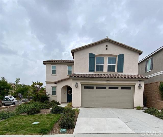 Fontana, CA 92336,5592 Soriano Way